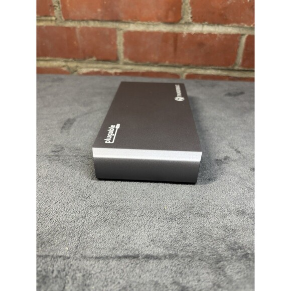 Thunderbolt 3 Plugable USB-C Docking Station TBT3-UDC1 No Power Cord, Untested - Picture 3 of 8
